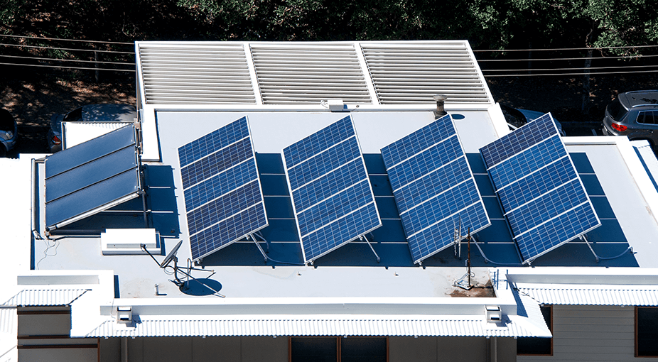 Instalación fotovoltaica orientación tejados placas solares